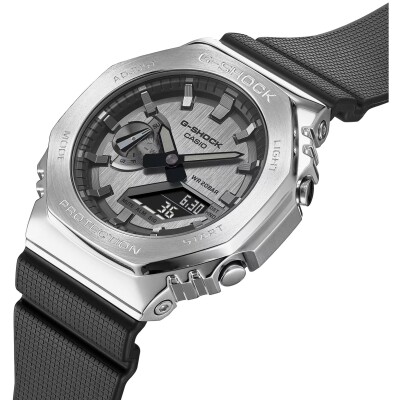 Montre G-SHOCK CLASSIC x  STAR WARS GM-2100-1AER-MAN