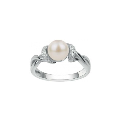 Bague en argent et perle d'eau douce