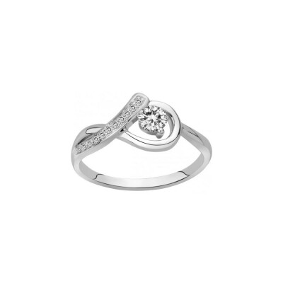 Bague en argent et oxyde de zirconium