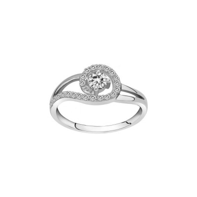 Bague en argent et oxyde de zirconium