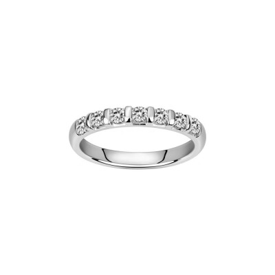 Bague en argent et oxyde de zirconium