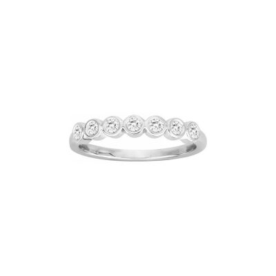 Bague en argent et oxyde de zirconium