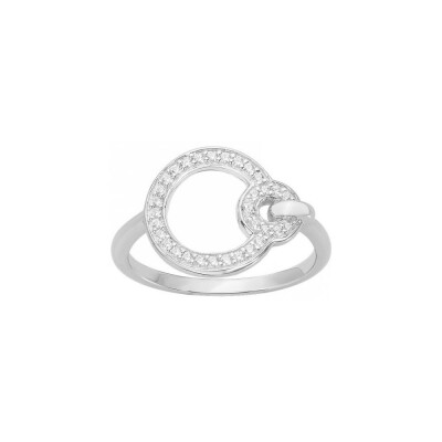 Bague en argent et oxyde de zirconium