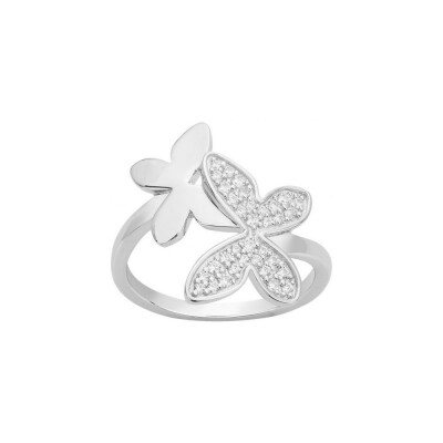 Bague en argent et oxyde de zirconium