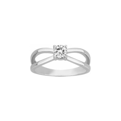 Bague en argent et oxyde de zirconium