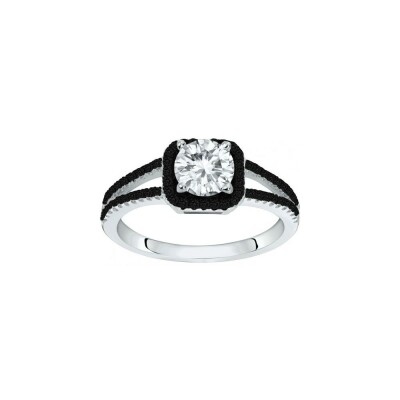 Bague en argent et oxyde de zirconium