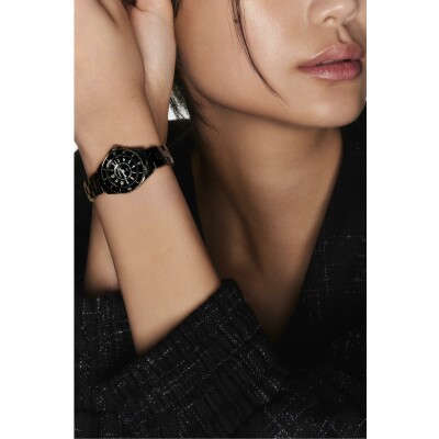 Montre Chanel J12, 28mm