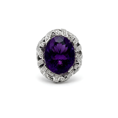 Bague Isabelle Barrier en or blanc, diamants et améthyste de 1.92ct et 14.65ct, taille 53