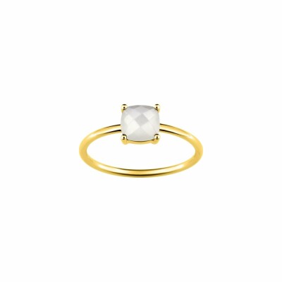 Bague en or jaune et pierre de lune blanche 0.81ct