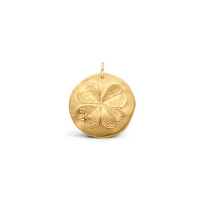 Arthus Bertrand Comédie Clover medal in yellow gold, 23 mm