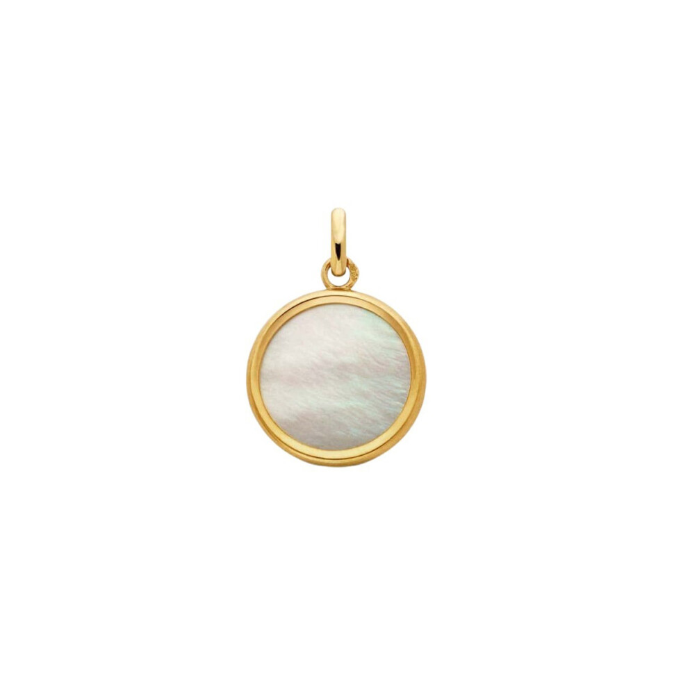 Arthus Bertrand plain pendant, polished yellow gold and mother-of-pearl