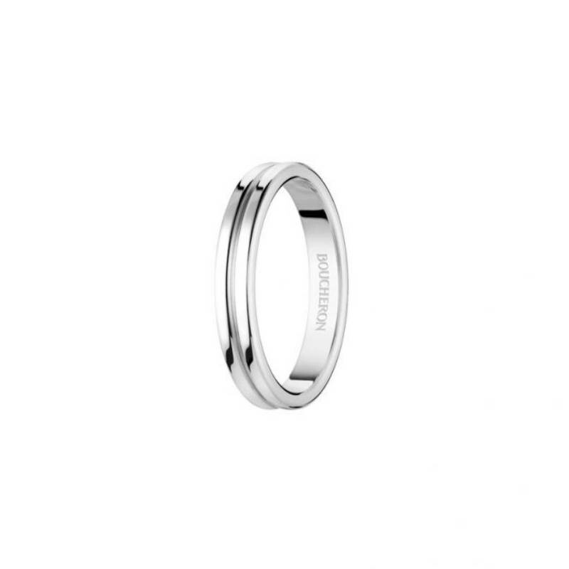 Boucheron Godron in platinum wedding ring