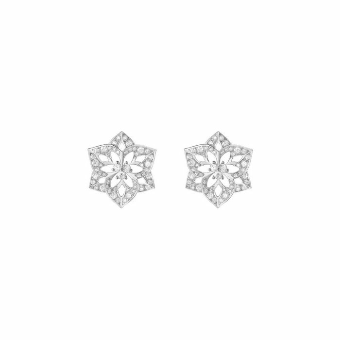 Boucles d'oreilles Boucheron Pensée de Diamants en or blanc et diamants