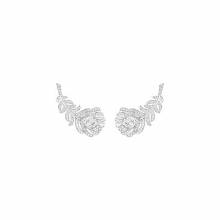 Clip d'oreille Boucheron Plume de Paon en or blanc, deux diamants taille rose et diamants