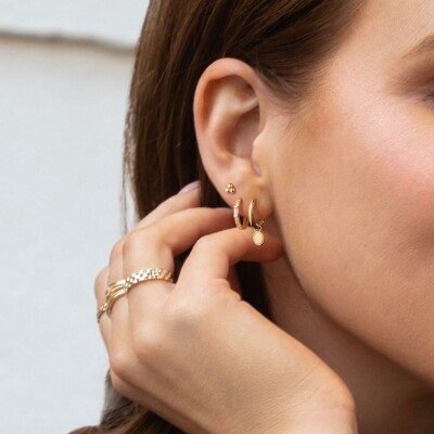 Boucles d'oreilles créoles Jackie Gold Mondrian en or jaune et topaze blanche