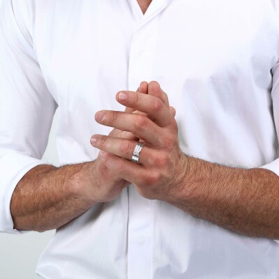 Bague Maserati Iconic en acier, taille 65