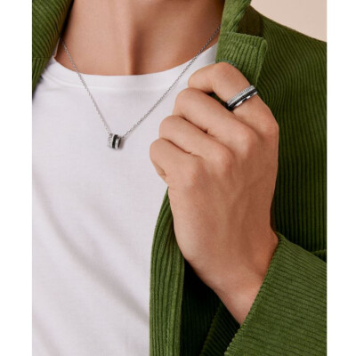 Pendentif Boucheron Quatre Black Edition, Grand modèle, en or blanc, pvd noir, et diamants