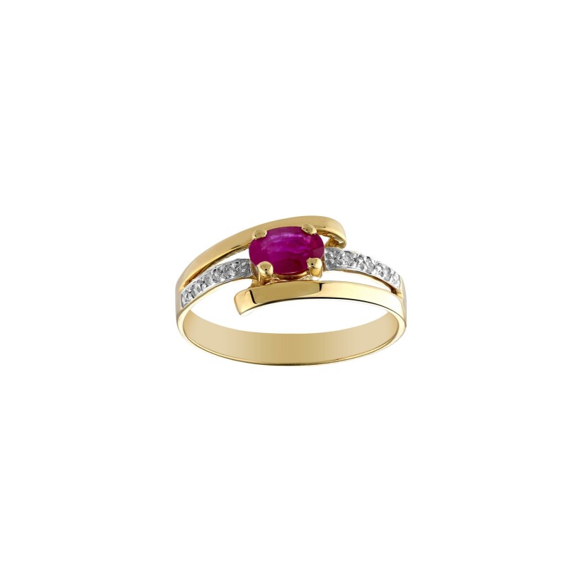 Bague en or jaune, rubis et diamants