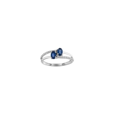 Bague en or blanc, saphir et diamants