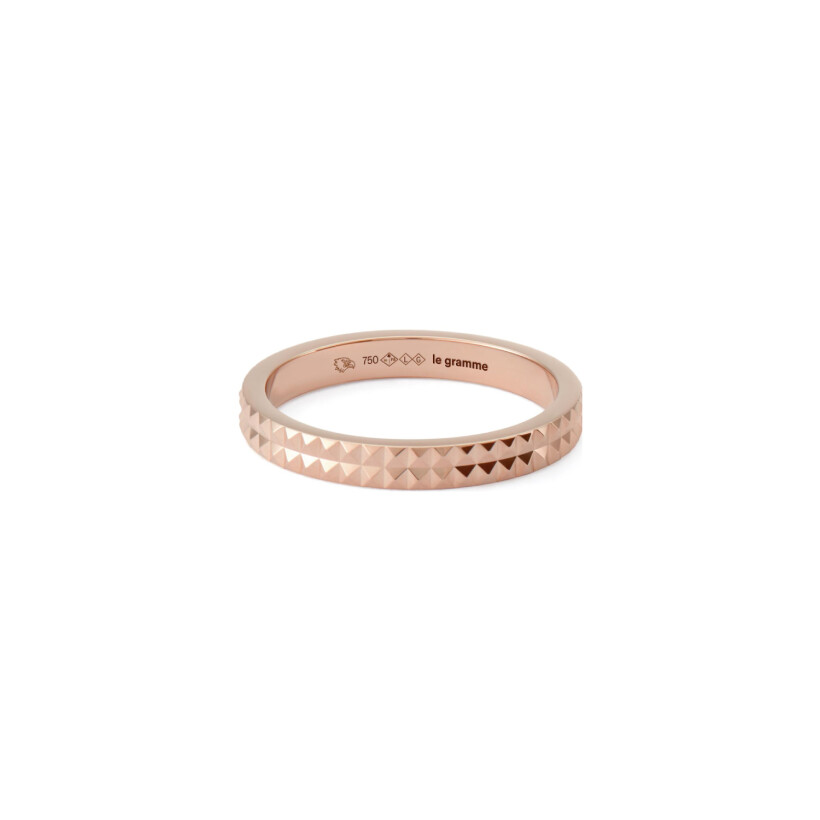 Le gramme Guilloché wedding band in polished red gold, 4 grams