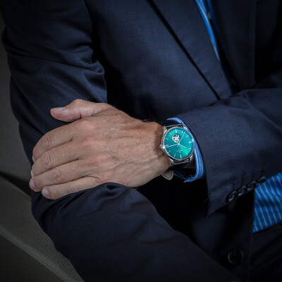 Montre Perrelet Weekend A1302/8