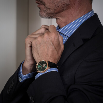 Montre Perrelet Weekend A1303/4