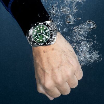 Montre Festina Swiss Made Cosc F20043/4