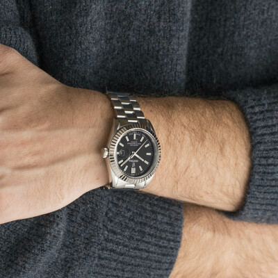 Montre Festina Swiss Made Acier Classique F20084/D