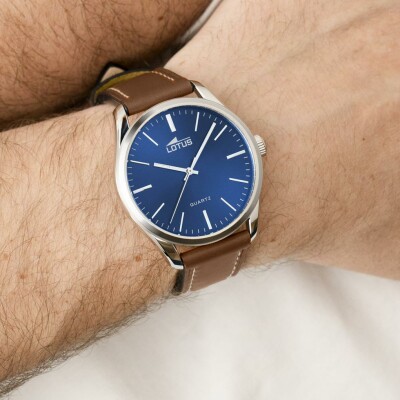 Montre Lotus Minimalist For Him 19065/2