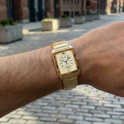 Montre Lotus Square Series 19077/2