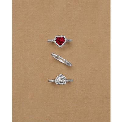 Bague Love en or blanc, rubis et diamants