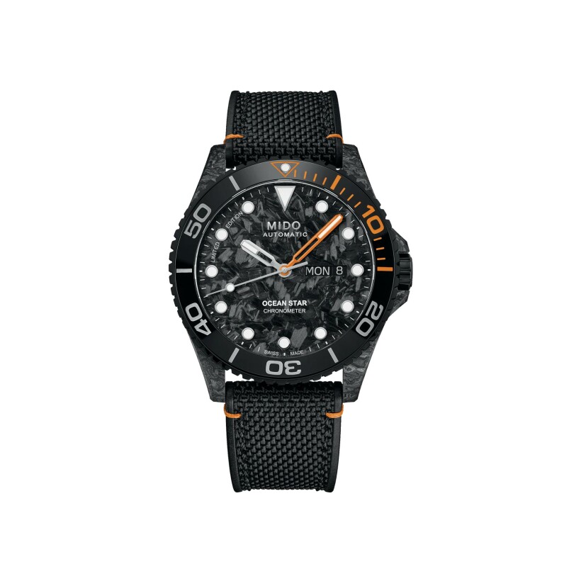 Montre Mido Ocean Star 200C Carbon M042.431.77.081.00