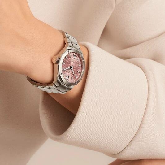 Baume & Mercier Riviera Automatic 10675 watch