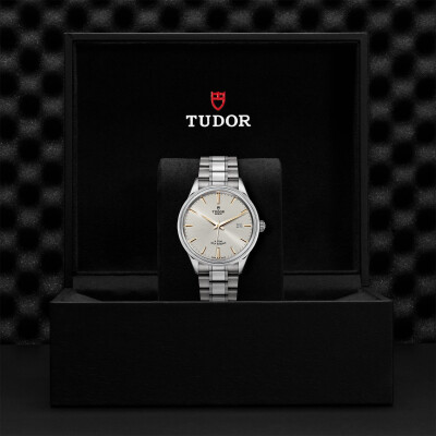 Montre TUDOR Style boîtier en acier 41 mm, cadran argenté