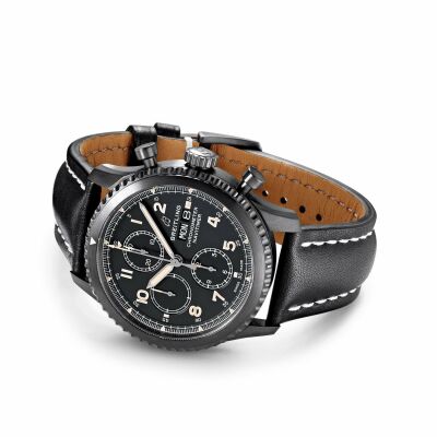 Montre Breitling Navitimer 8 Chronograph 43 Black Steel