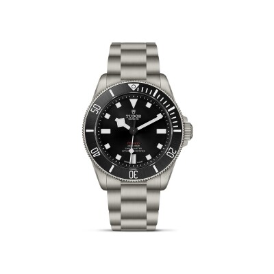 Montre TUDOR Pelagos 39, lunette tournante unidirectionnelle, bracelet en titane