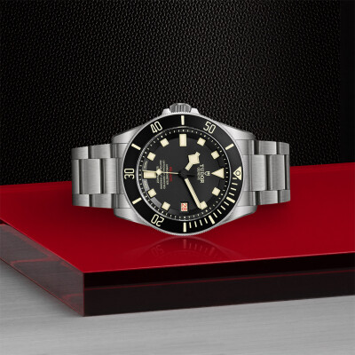 TUDOR Pelagos LHD watch, Ceramic matt black disc, titanium bracelet