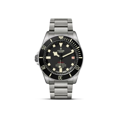 TUDOR Pelagos LHD watch, Ceramic matt black disc, titanium bracelet