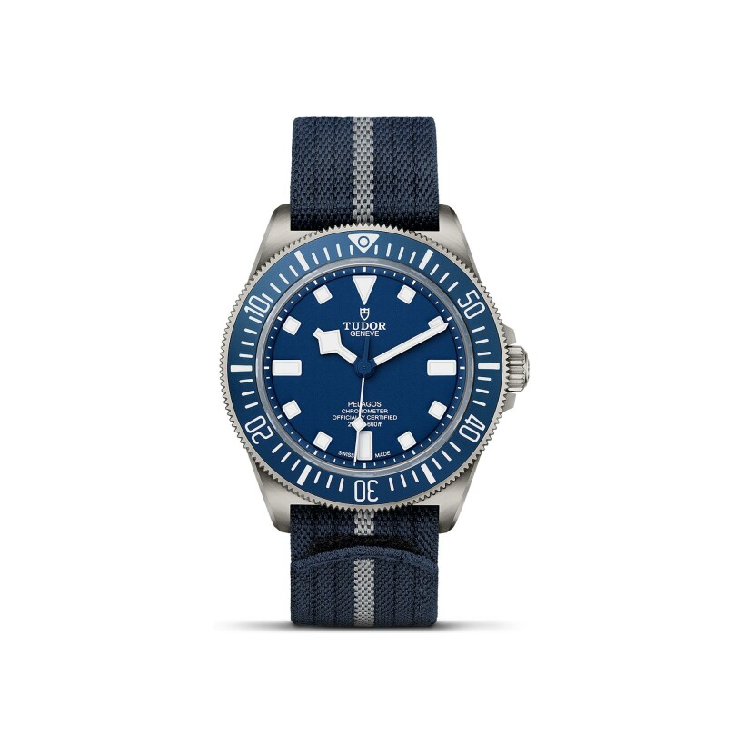 TUDOR Pelagos FXD watch, bidirectional rotating bezel, navy blue fabric strap