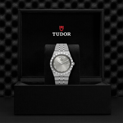 TUDOR Royal 41 mm steel case, silver dial watch