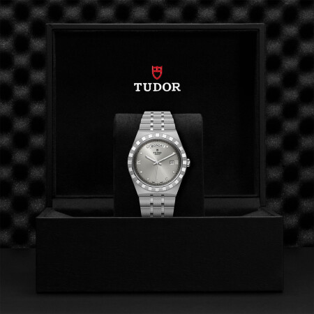 TUDOR Royal 41 mm steel case, diamond-set dial watch