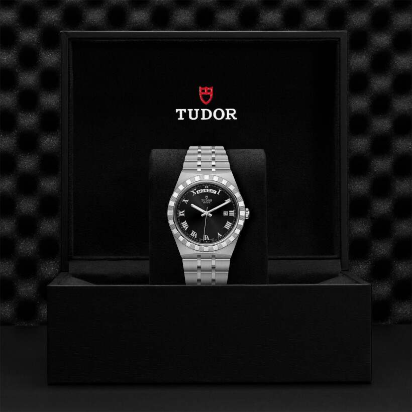 TUDOR Royal 41 mm steel case, dark-coloured dial watch