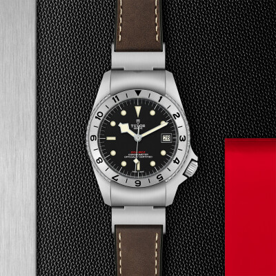 TUDOR Black Bay P01 watch, 42 mm steel case, brown leather strap