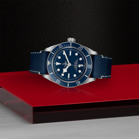 TUDOR Black Bay 58 watch, 39 mm steel case, blue