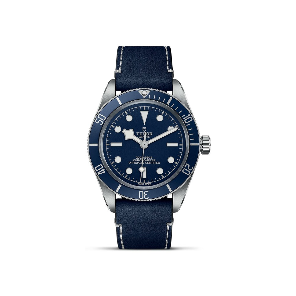 Montre TUDOR Black Bay 58 boîtier en acier 39 mm, bracelet « soft touch » bleu