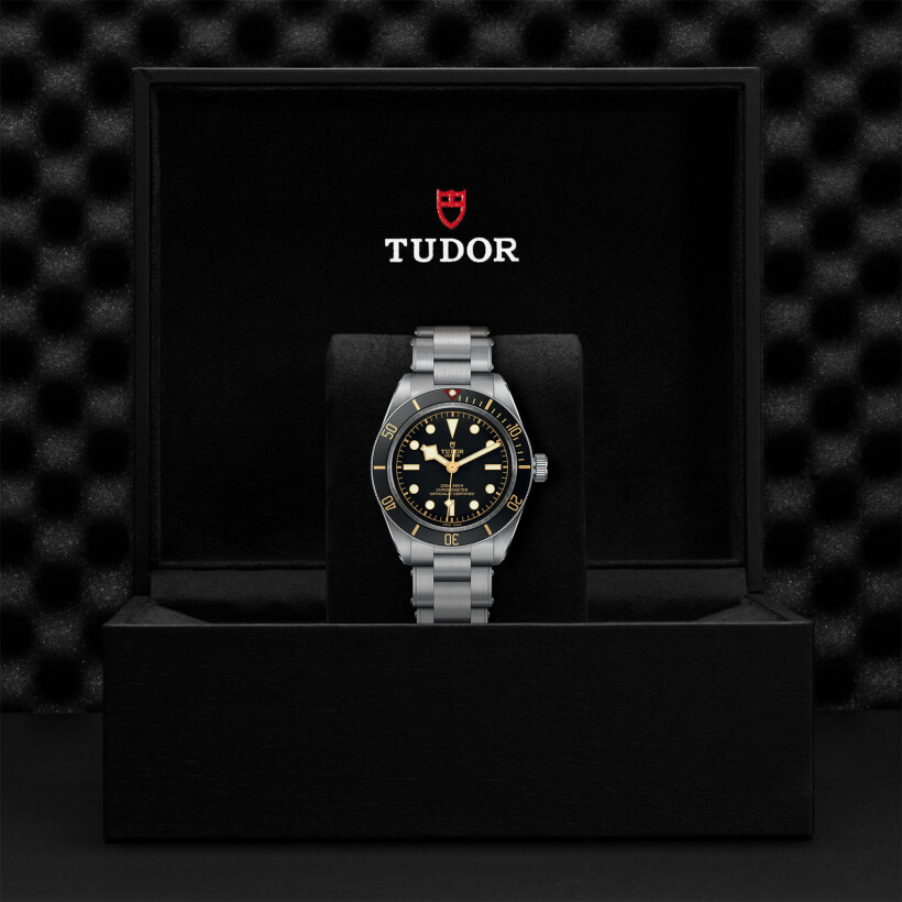 TUDOR Black Bay 58 watch, 39 mm steel case, steel bracelet