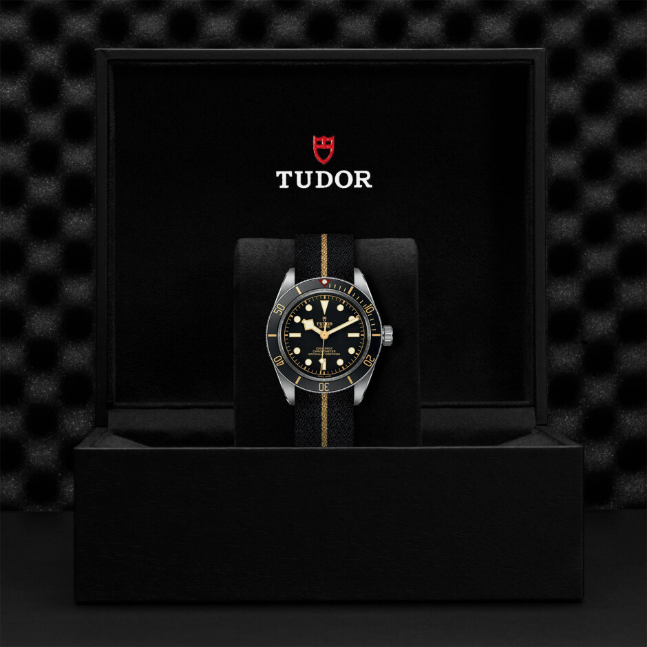 TUDOR Black Bay 58 watch, 39 mm steel case, fabric strap