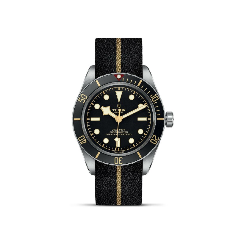 TUDOR Black Bay 58 watch, 39 mm steel case, fabric strap