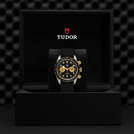 Montre TUDOR Black Bay Chrono S&G boîtier en acier 41 mm, bracelet en tissu noir