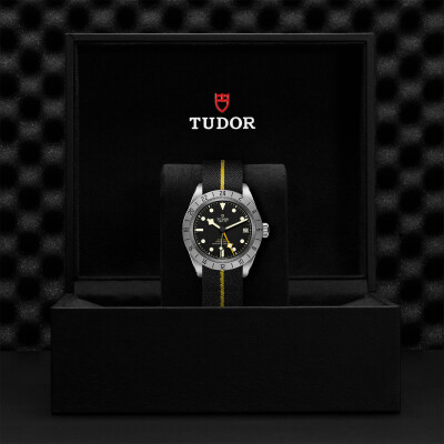 TUDOR Black Bay Pro watch,39 mm steel case, black fabric strap with yellow band